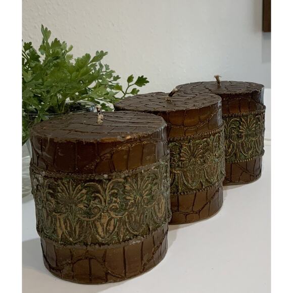 Vtg Ornate Bronze Gold Green Acanthus Leaf Snake Skin Pillar Candles Lot Of 3 - Picture 3 of 8